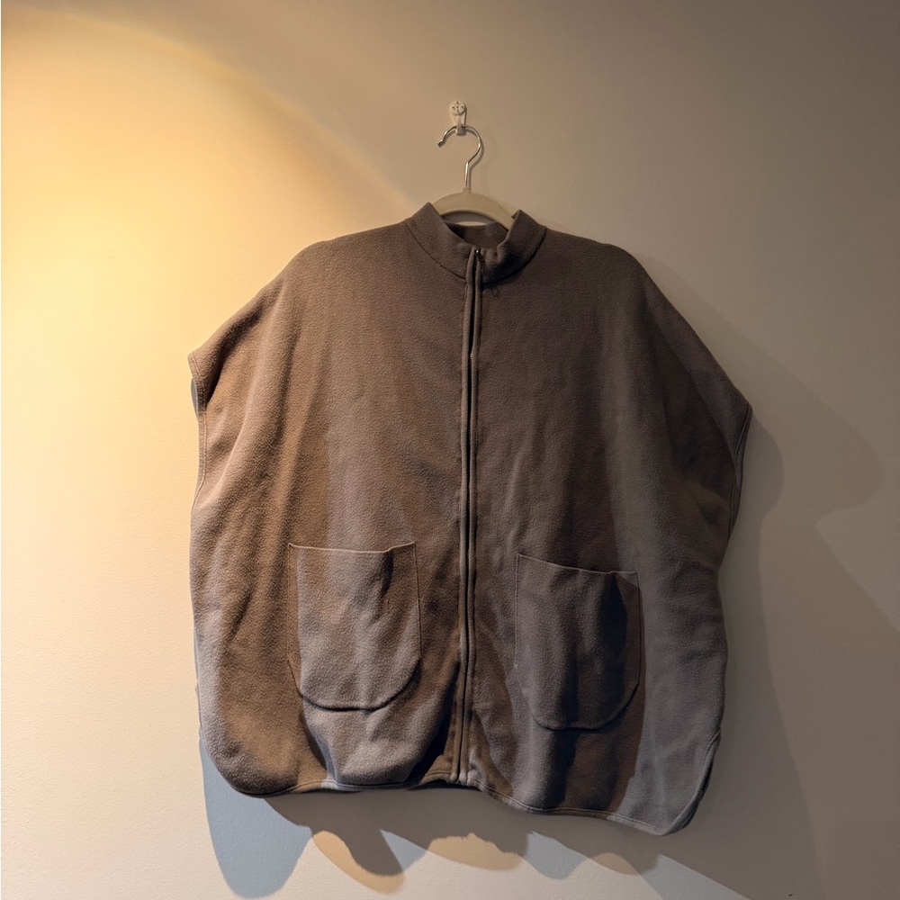 Zara Gray Zip-Up Sweater